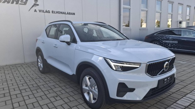 Volvo XC40 2.0 [B3] Mhev Core DCT Egyedi Busine...